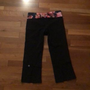 Lululemon crops with back slit